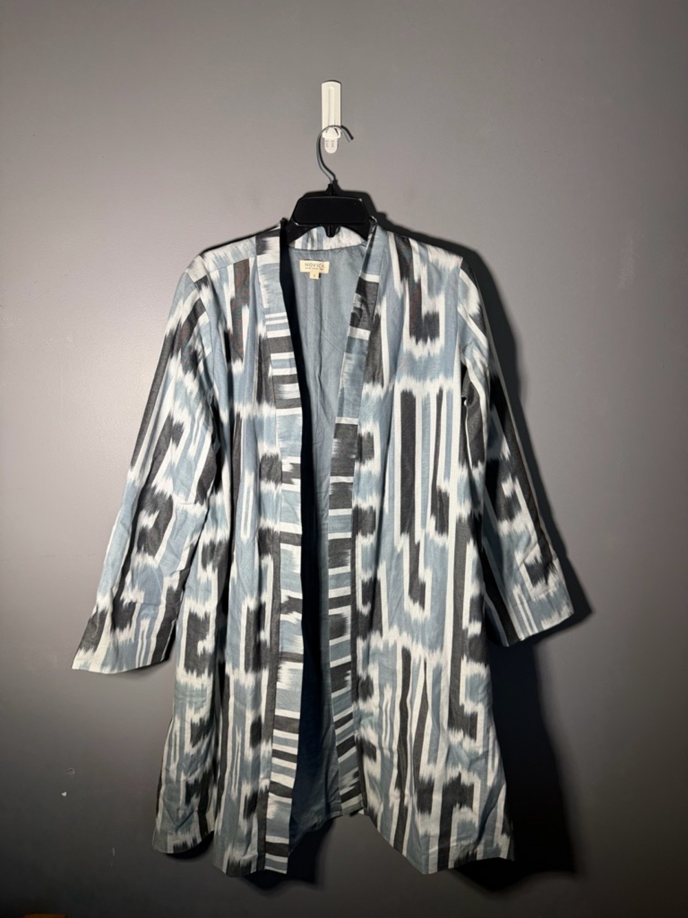 Novica Ikat-Patterned Blue and Black Cotton Oversized Coat Size Small - Picture 2 of 5